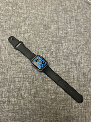 Apple Watch Series 5 (40mm)