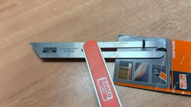 Falsa escuadra Bahco 200mm