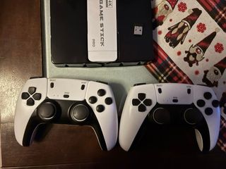 Console 2.4G Wireless con 2 controller