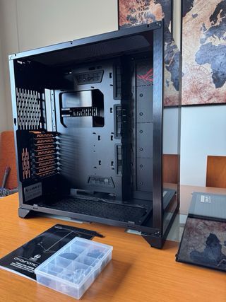 PC Case Lian Li O11 Dynamic XL Edicion Asus ROG