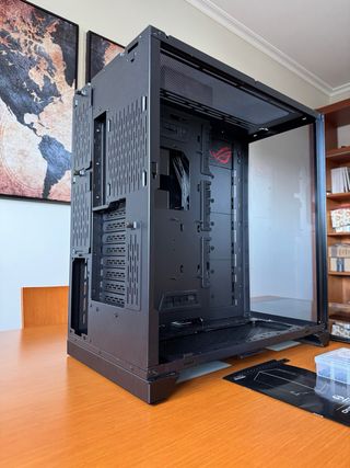PC Case Lian Li O11 Dynamic XL Edicion Asus ROG