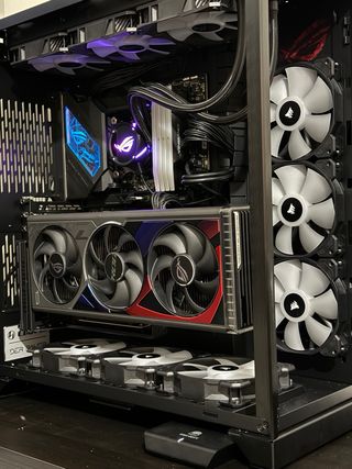 PC Case Lian Li O11 Dynamic XL Edicion Asus ROG