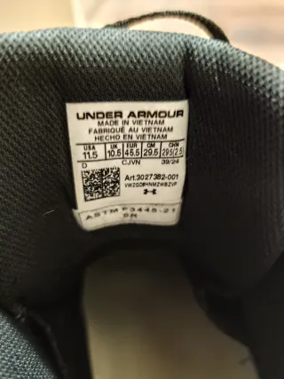 Botas Under Armour Valsetz Mid Negras Talla 45.5