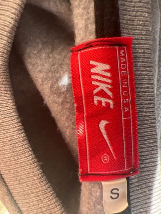Sudadera Nike Gris