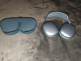 AirPods Max 2025