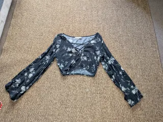 2 Top encaje blanco con tiras