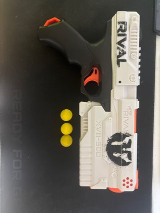 Nerf Rival XVII-500 Pistola
