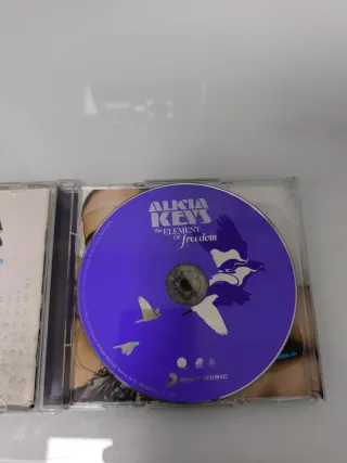 Alicia Keys - The Element of Freedom Deluxe CD/DVD