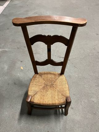 reclinatorio.... madera y mimbre