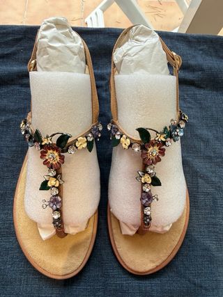 Sandalias Alma en Pena florales sin estrenar