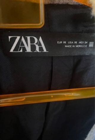Cazadora Zara cuadros azul y amarillo