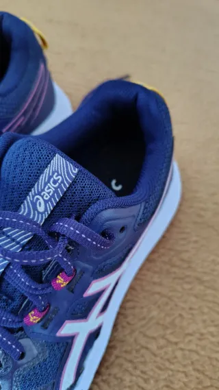 Zapatillas de mujer trail running Asics Sonoma 39