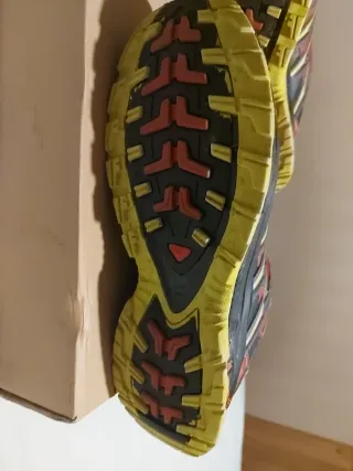 Salomon XA Pro 3D Trail Running 43 1/3.
