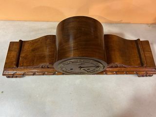 Reloj de sobremesa madera antiguo