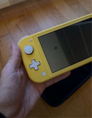 Nintendo Switch Lite Amarilla