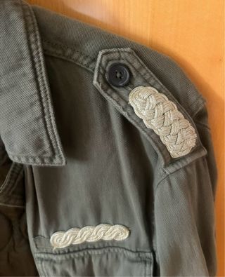 Cazadora Zara Verde Militar Talla M