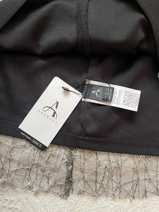 Falda de lentejuelas negra y plateada