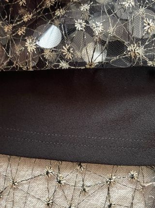 Falda de lentejuelas negra y plateada