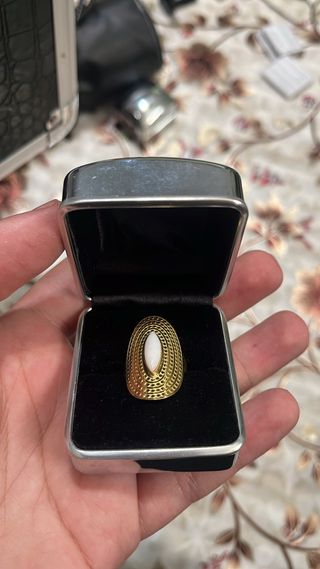 Anello spighetta oro con pietra bianca