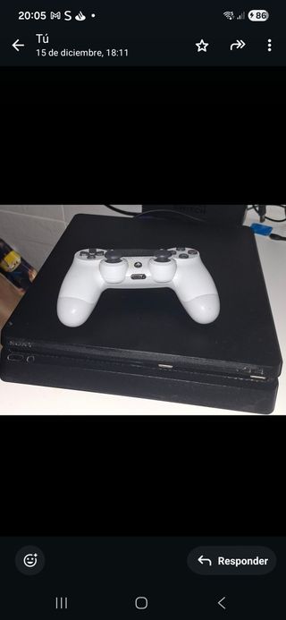 PlayStation 4 Bianca Quasi Nuova