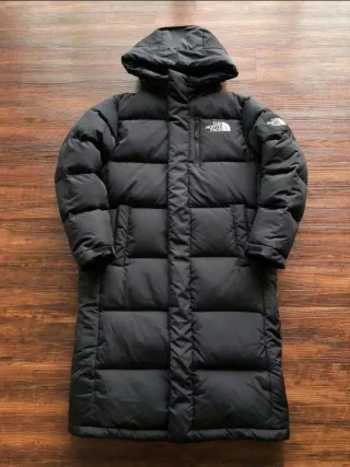 The North Face Nuptse Parka Negra