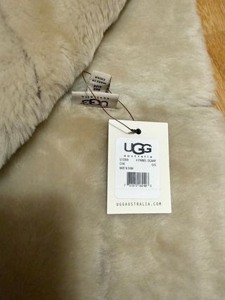 Bufanda UGG de ante y borrego