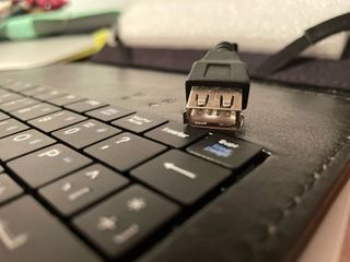 Funda Tablet con Teclado