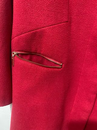 Cappotto rosso da donna