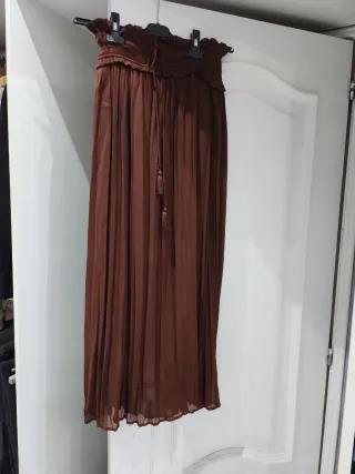 Falda Zara larga marrón fluida Talla S