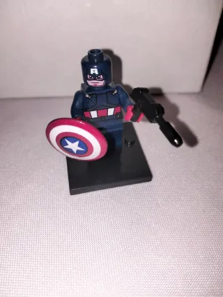 Lote Figuras Superhéroes (tipo Lego)