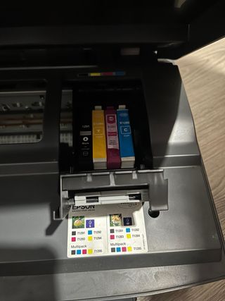 Impresora Epson wifi con Escáner color Negro