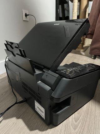 Impresora Epson wifi con Escáner color Negro