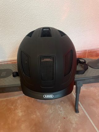 Patinete Xiaomi essential con casco y candado