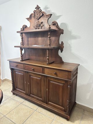 Conjunto mesa, 6 sillas y aparador