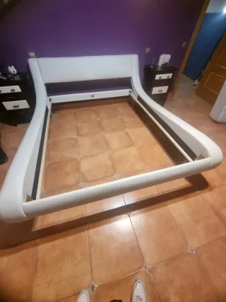 Estructura de cama moderna