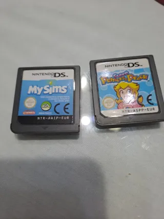 Giochi Nintendo DS: My Sims e Princess Peach