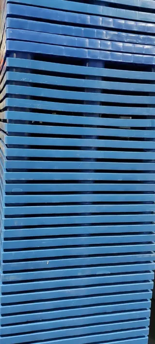 Palets de plástico encajables 80x120 340 unidades