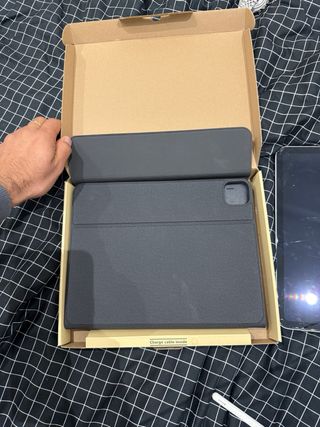 Funda con Teclado iPad Pro 11’