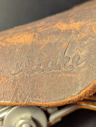 Sella bici da passeggio con molle stile Brooks