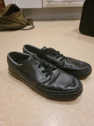 Nike SB Stefan Janoski Piel Negra