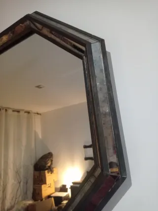 Espejo hexagonal vintage de lujo