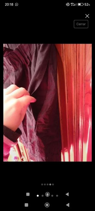 Falda negra con bordado