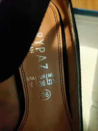 Zapatos de tacón negros