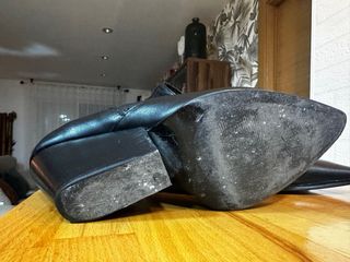 Botines de tacón cuña negros