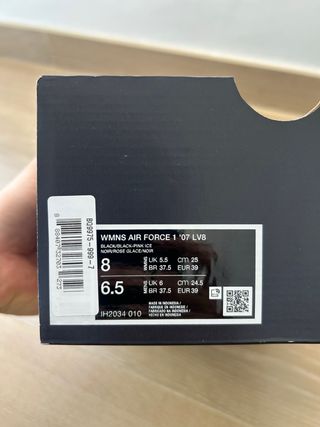 Nike Air Force 1 '07 LV8