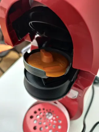 Cafetera Tassimo Bosch Happy Roja