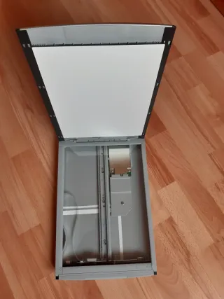 Escáner Canon CanoScan LIDE 200