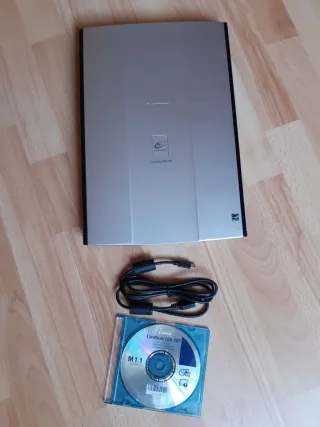 Escáner Canon CanoScan LIDE 200