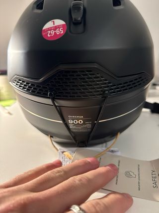 Casco de esquí negro mate