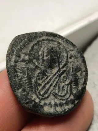 Moneda Bizantina Follis del emperador  Romano IV
